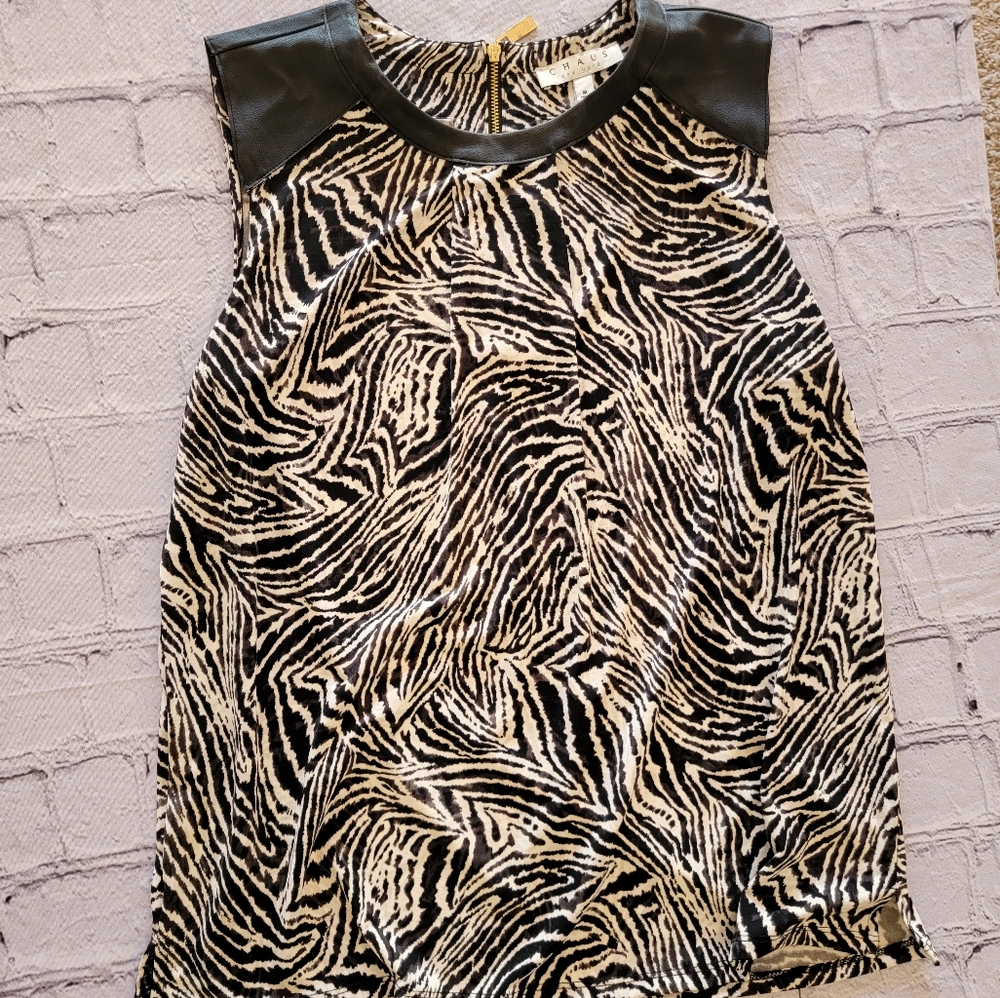 Chaus New York Leather Accent Tank Sz M